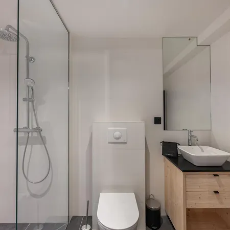 Neuf 3 Chambres, Proche Pistes, Parking Inclus - Fr-1-570-58 Apartment *