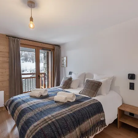 Neuf 3 Chambres, Proche Pistes, Parking Inclus - Fr-1-570-58 *
